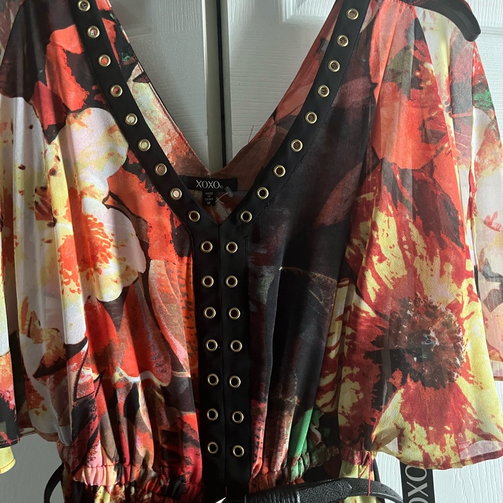 XOXO Floral Dress with Belt - Picture 2 of 10
